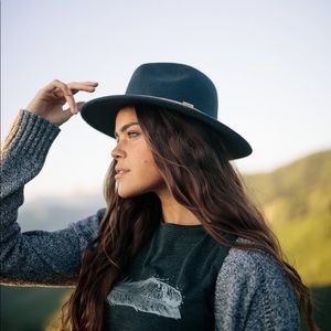 🌲tentree Festival Wool Hat🌲